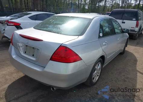 2007 Honda Accord 2.4 Se z USA, uszkodzony, nr VIN 1HGCM56317A024636